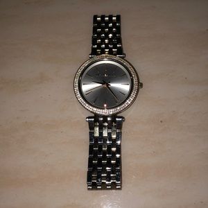 Michael Kors women’s watch! Silver and gold